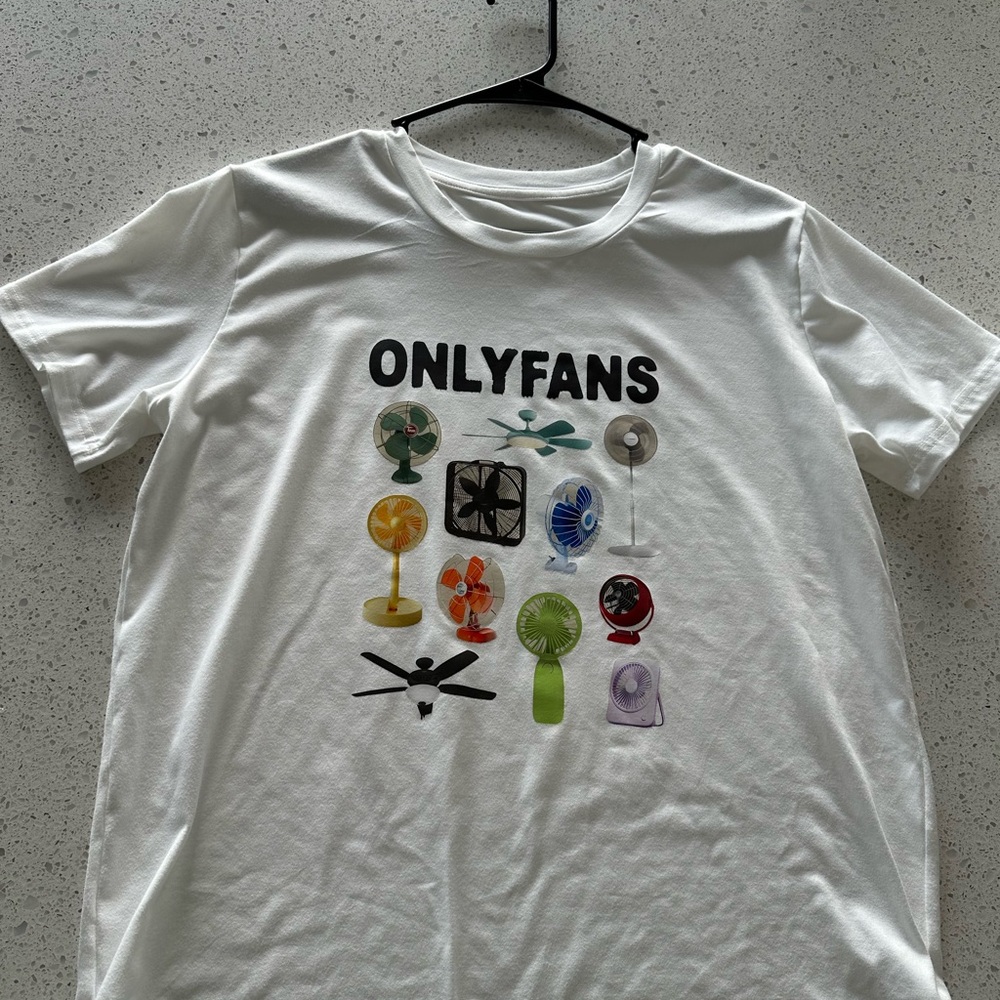 White Graphic Tee with Fan Print